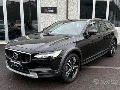 Usata Volvo V90 CC Pro 235 CV (172 kW) 2018 Nero Station wagon