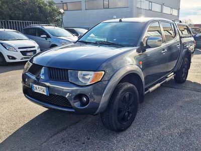 usata Mitsubishi L200 L200d.cab 2.5 di-d Intense