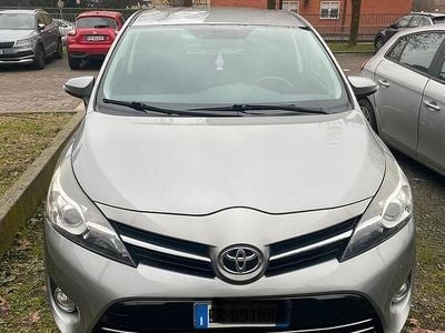 Usata Toyota Verso Active 147 CV (108 kW) 2013 Monovolume