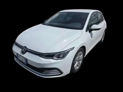 Usata VW Golf VIII Life 110 CV (80 kW) 2023 Bianco Berlina