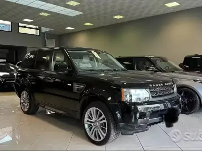 Usado Land Rover Range Rover 256 HP (188 kW) 2011 Preto SUV
