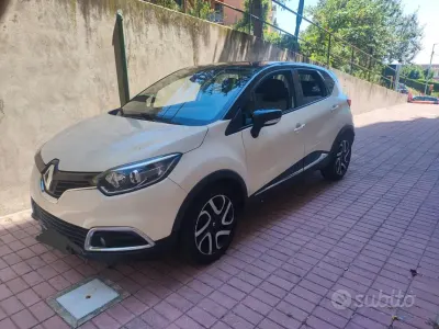 Usata Renault Captur 90 CV (66 kW) 2015 SUV