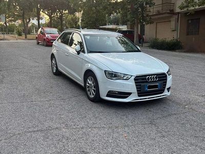 Usata Audi A3 Attraction 110 CV (80 kW) 2015 Bianco Berlina