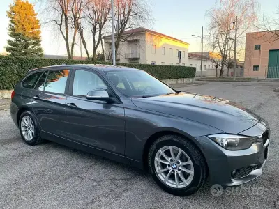 Usata BMW 318 143 CV (105 kW) 2014 Grigio Monovolume