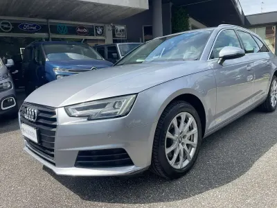Usata Audi A4 Business 190 CV (139 kW) 2017 Argento Station wagon