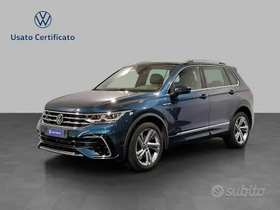 Usata VW Tiguan R-line 150 CV (110 kW) 2023 Nightshade blue metallizzato SUV