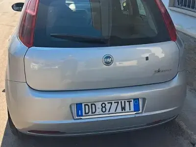 Usata Fiat Grande Punto 90 CV (66 kW) 2006 Utilitaria