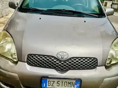 Usata Toyota Yaris
