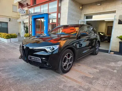 Usata Alfa Romeo Stelvio Executive 210 CV (154 kW) 2018 Nero SUV