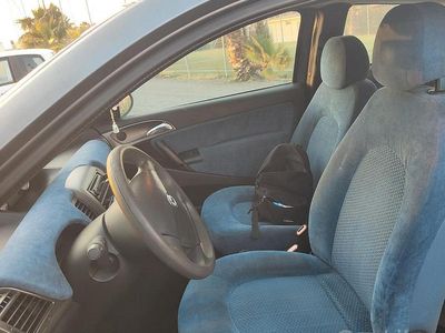 Begagnad Lancia Ypsilon 60 HK (44 kW) 2005 Grå Halvkombi