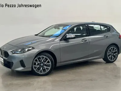 Usata BMW 116 M Sport 122 CV (89 kW) 2025 Skyscraper grey metallizzato Utilitaria