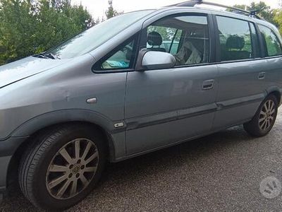 usata Opel Zafira - AUTOCARRO 4 POSTI