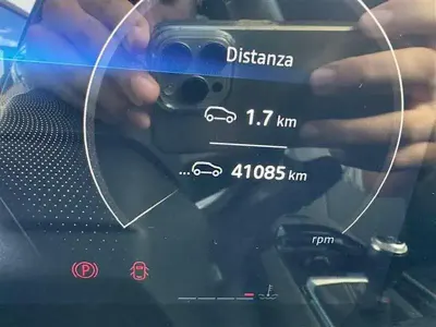 Usata Renault Austral Equilibre 130 CV (95 kW) 2023 Nero SUV