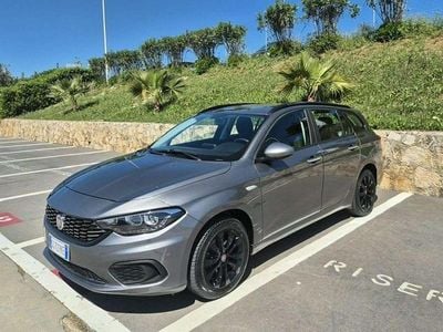 Gebraucht Fiat Tipo Easy 95 PS (69 kW) 2019 Grau Limousine