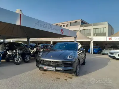 Usata Porsche Cayenne 340 CV (250 kW) 2020 Grigio SUV