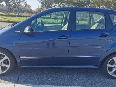 Usata Mercedes A180 Premium 116 CV (85 kW) 2010 Monovolume