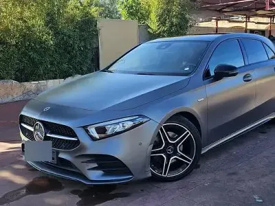 Usata Mercedes A180 Premium 116 CV (85 kW) 2021 Grigio Berlina