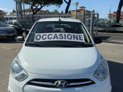 Usata Hyundai i10 67 CV (49 kW) 2011 Bianco Utilitaria
