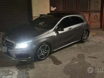 Usata Mercedes A180 AMG 109 CV (80 kW) 2015 Grigio Berlina