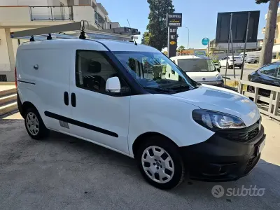 Usata Fiat Doblò 120 CV (88 kW) 2019 Bianco Monovolume