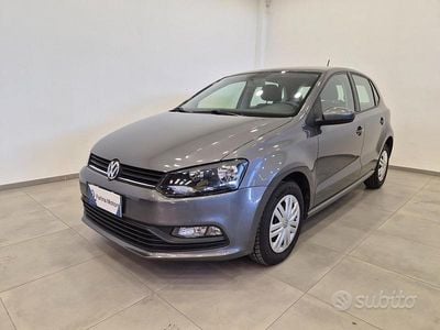 Usata VW Polo Trendline 75 CV (55 kW) 2016 Grigio Berlina
