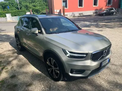 Usata Volvo XC40 Inscription 190 CV (139 kW) 2018 Beige SUV