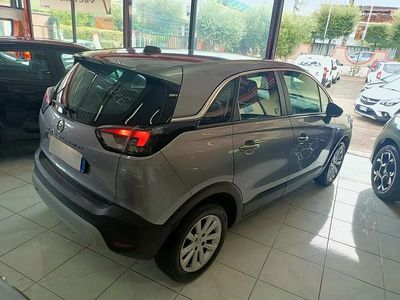 Usata Opel Crossland X Edition 110 CV (80 kW) 2022 Grigio SUV