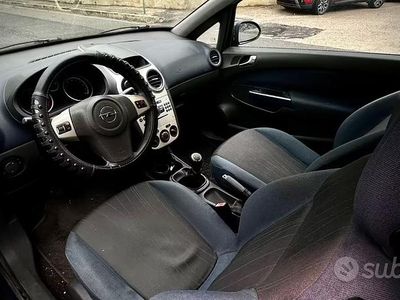 Usata Opel Corsa 80 CV (58 kW) 2008 Blu Utilitaria
