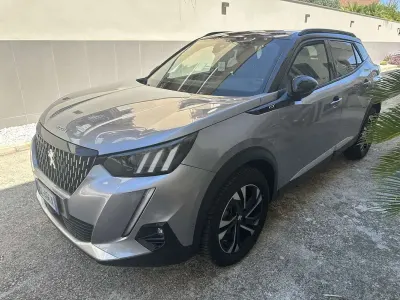 Usata Peugeot 2008 GT 120 CV (88 kW) 2022 SUV