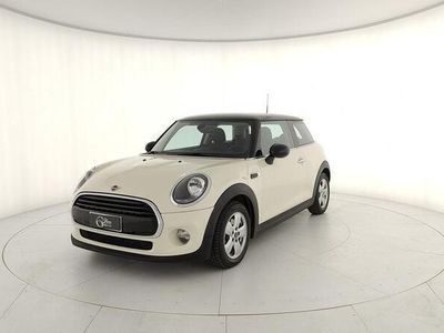 Usata Mini Cooper D 115 CV (84 kW) 2019 Utilitaria