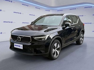 Nero Usata 2022 Volvo XC40 Core SUV | 26.890 € (Ottimo prezzo)