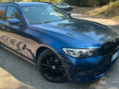 Usata BMW 320 Advantage 190 CV (139 kW) 2019 Bluazzurro Station wagon