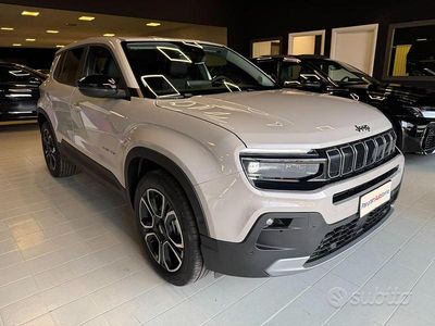 Nuova Jeep Avenger Summit 101 CV (74 kW) 2025 Grigio SUV