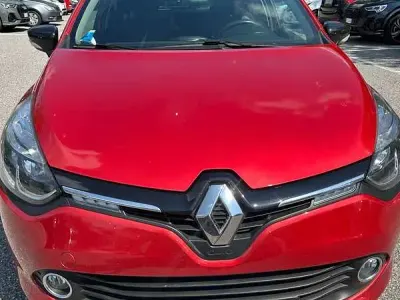 Usata Renault Clio 90 CV (66 kW) 2015 Rosso Utilitaria