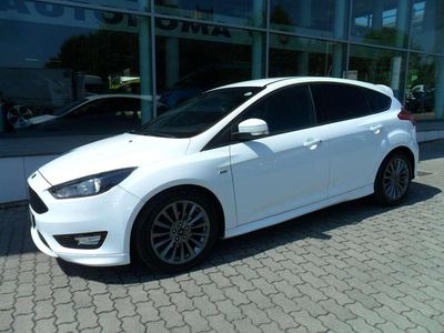 Usata Ford Focus ST-Line 120 CV (88 kW) 2017 Bianco frozen Berlina