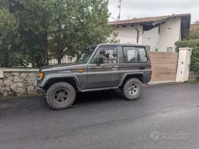 Second-hand Toyota Land Cruiser 86 CP (63 kW) 1988 SUV