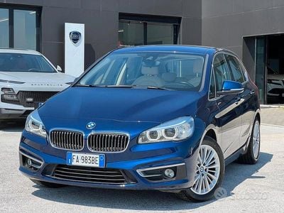 Usata BMW 216 Active Tourer Luxury Line 115 CV (84 kW) 2015 Blu Monovolume