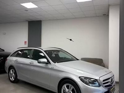 Käytetty Mercedes C200 Executive 136 HP (100 kW) 2016 Harmaa Farmari