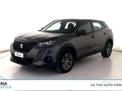 Usata Peugeot 2008 Active 110 CV (80 kW) 2021 Grigio platinum SUV