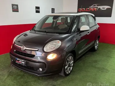 Używany Fiat 500L Lounge 85 KM (62 kW) 2013 Czarny Minivan