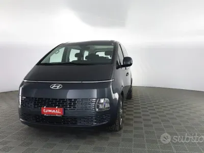 Usata Hyundai Staria 177 CV (130 kW) 2024 Graphite gray Monovolume