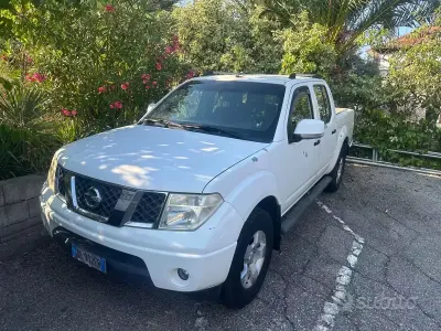Usata Nissan Navara SE 171 CV (125 kW) 2007 Bianco Pick-up