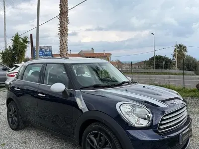 Usata Mini Cooper D Countryman 111 CV (81 kW) 2015 Blu SUV
