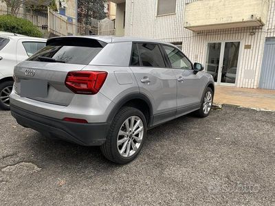 Usata Audi Q2 S-Line 116 CV (85 kW) 2020 Grigio SUV