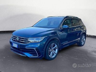 Usata VW Tiguan R-line 150 CV (110 kW) 2021 Blu SUV