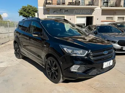 Occasion Ford Kuga ST-Line 120 PK (88 kW) 2019 Zwart SUV