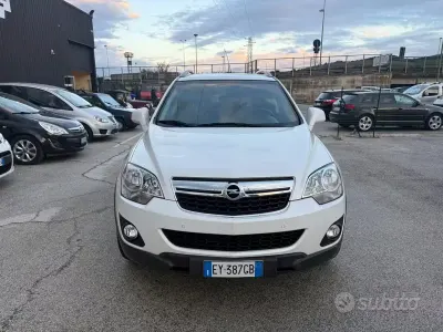 Usata Opel Antara Cosmo 167 CV (122 kW) 2015 Bianco SUV