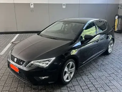 Usata Seat Leon FR 150 CV (110 kW) 2016 Nero Utilitaria