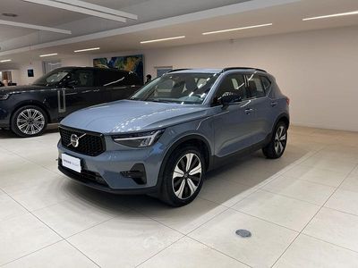 Usata Volvo XC40 Plus 211 CV (155 kW) 2022 Grigio SUV