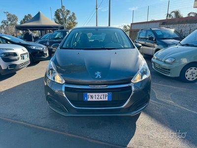 usata Peugeot 208 BlueHDi 75 5 porte Active